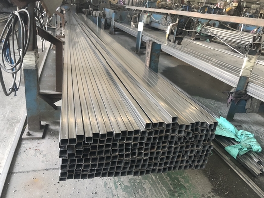 Square Stainless Seamless Steel Pipe 304 201 316 2205 2207 S31803